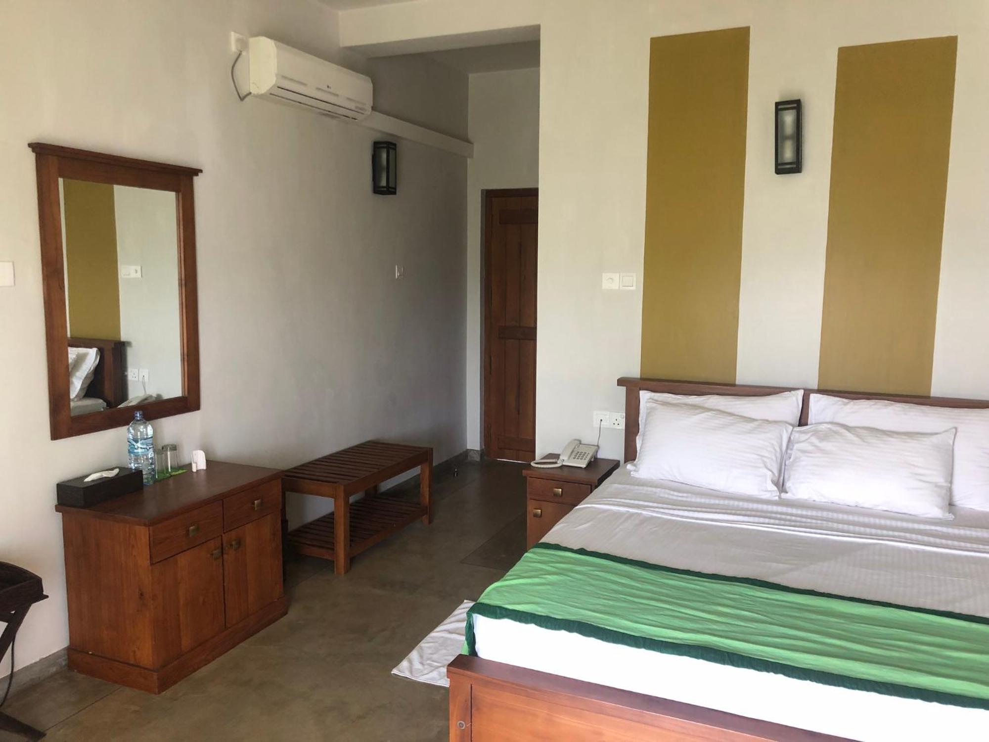 Lotus Villa Holiday Resort Matara Exterior photo